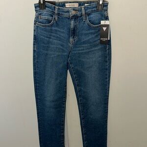 Guess 1981 Straight Jeans